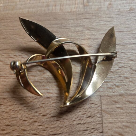 Rolled Gold 10/000 Multi-Leaf Brooch Germany - Picture 2 of 5